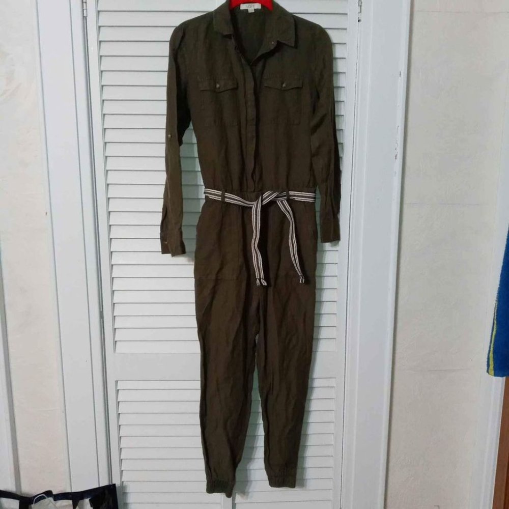 Ann Taylor Loft Olive green jumpsuit size xxs